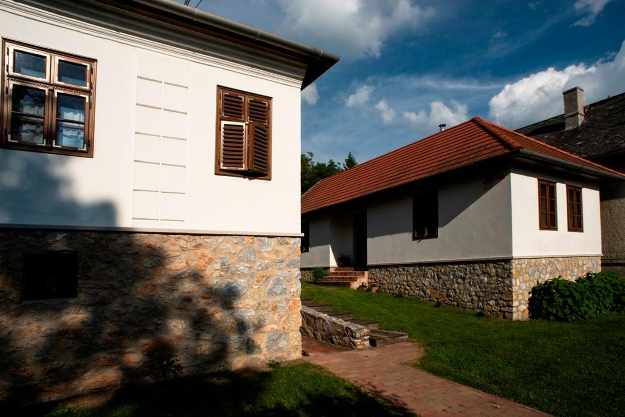 Fruktarium Vendeghaz Hotel Trizs Exterior foto